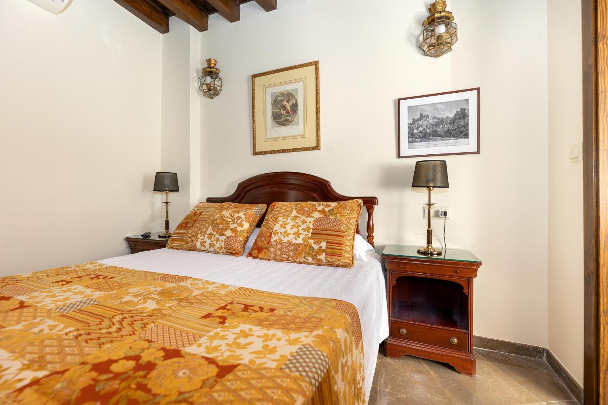 Apartamentos En Pleno Centro, Aljibe Rodrigo Del Campo 1A Granada Buitenkant foto